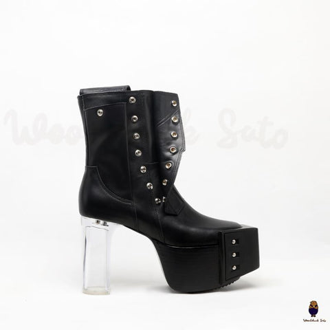 Kiss boots size 36-46