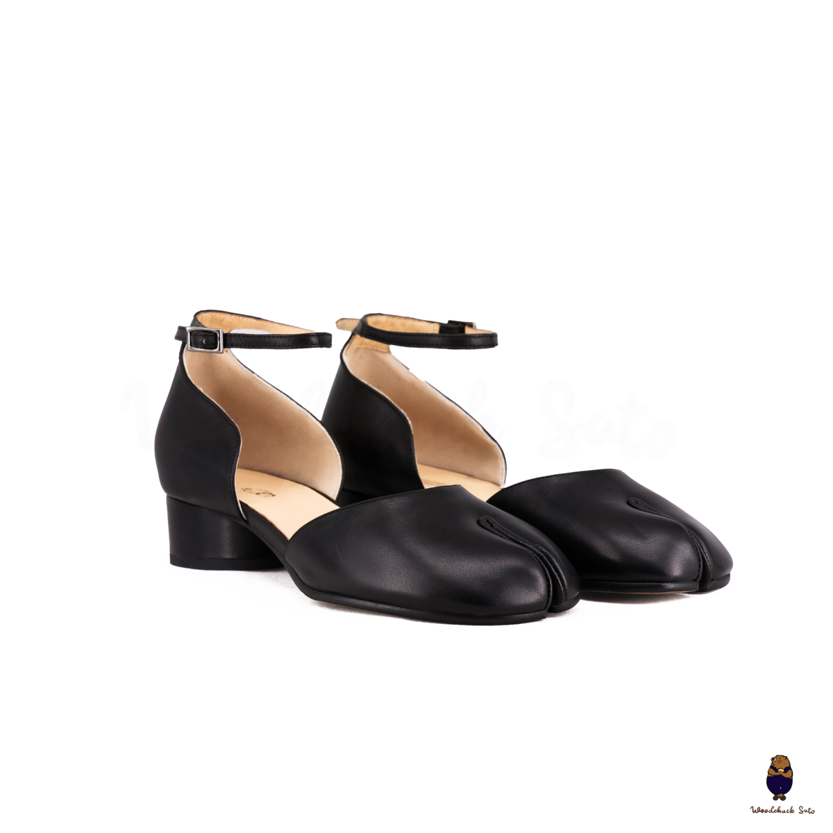 WoodchuckSato Black Leather Tabi Ankle-Strap 3 cm Heels WoodchuckSato Black Leather Tabi Ankle-Strap 3 cm Heels