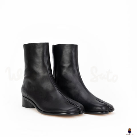 Unisex leather Tabi split-toe black boots with 3cm heel height