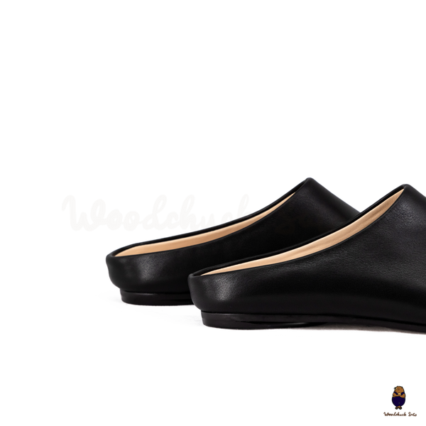 WoodchuckSato Black Flat Tabi Slip-On Mules