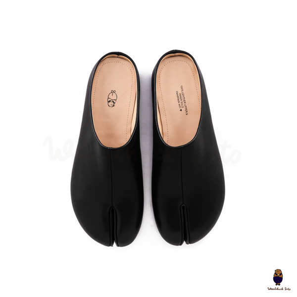 WoodchuckSato Black Flat Tabi Slip-On Mules