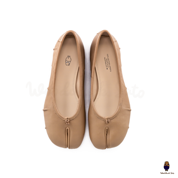WoodchuckSato Milk Tea Beige Fold Leather Tabi Ballet Flats