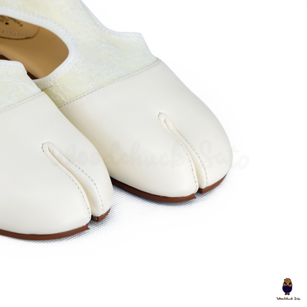 WoodchuckSato Ivory Leather & Lace Mesh Tabi Cut-Out Flats