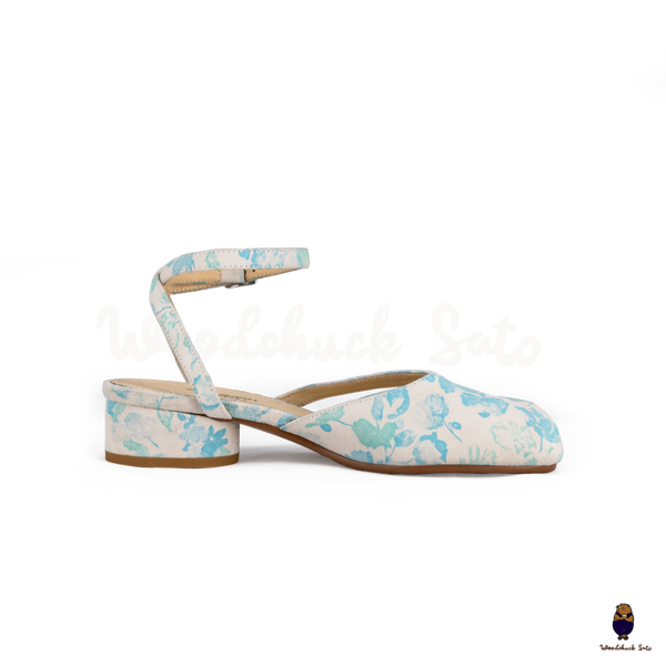 WoodchuckSato Mina Blue Floral Ankle-Strap Tabi Heels