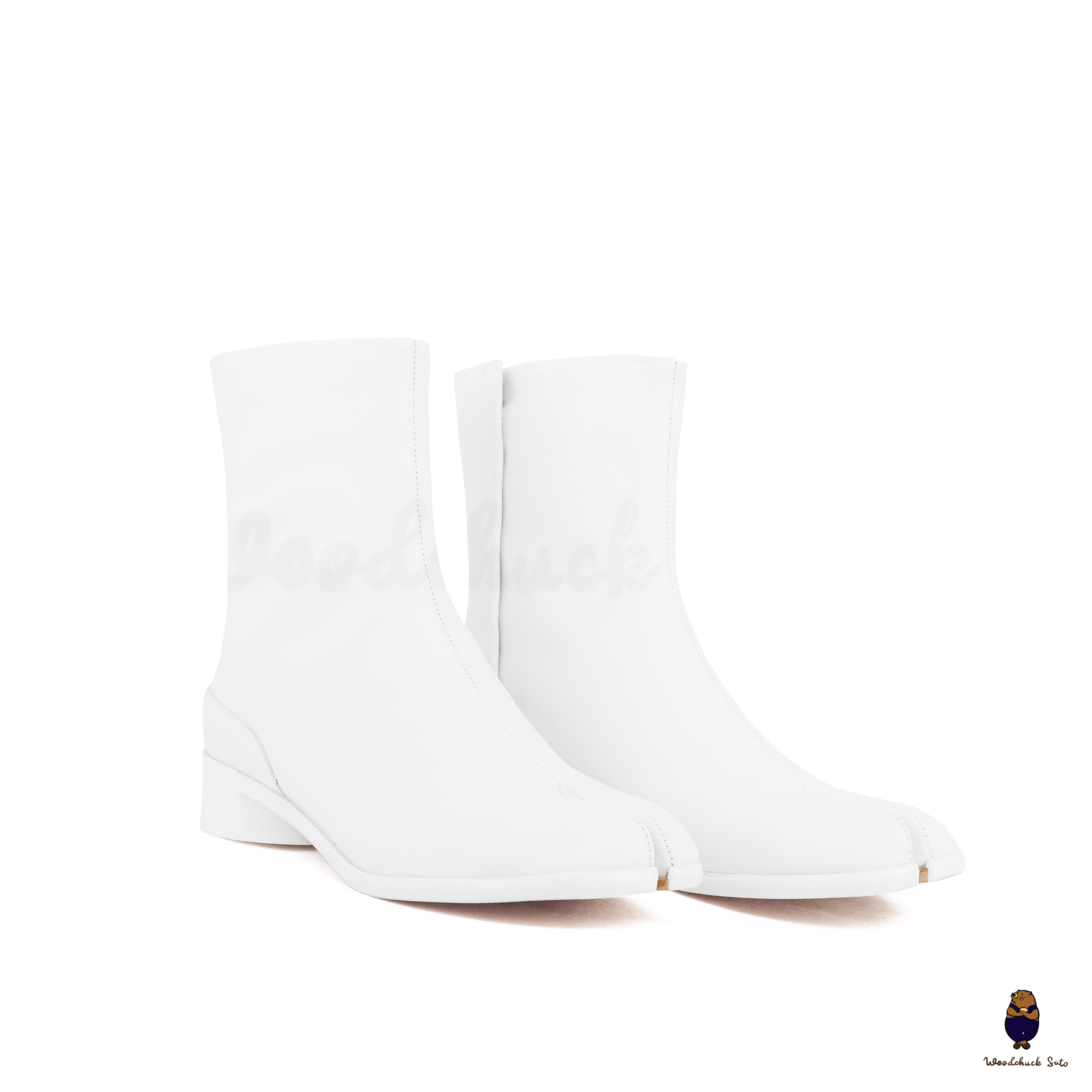 WoodchuckSato White Cow Leather Tabi Ankle Boots with 3 cm Heel