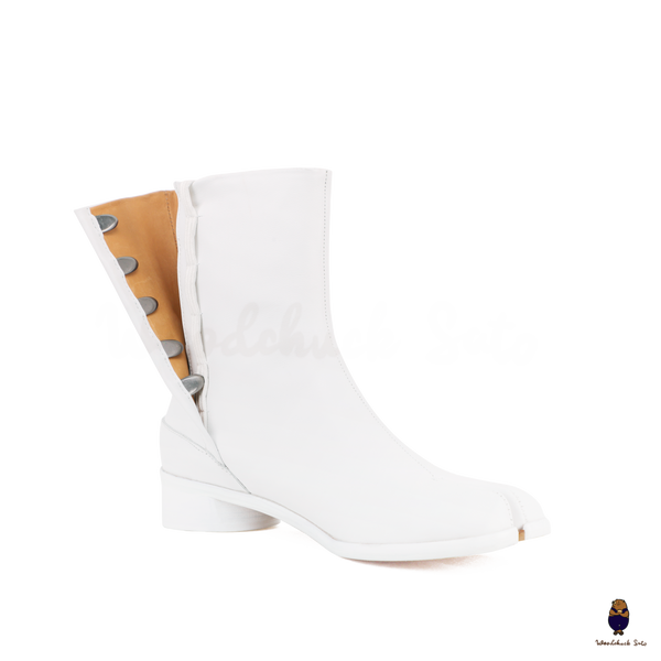 WoodchuckSato White Cow Leather Tabi Ankle Boots with 3 cm Heel