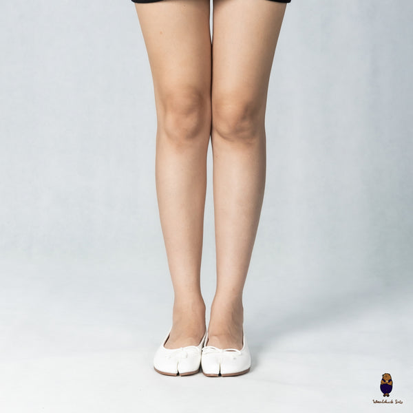 WoodchuckSato White Patent Leather Tabi Ballet Flats with Bow