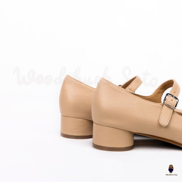 Woodchucksato tabi split toe unisex leather beige shoes