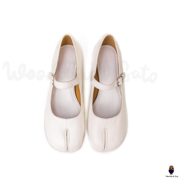 Chaussures blanches unisexes en cuir à bout fendu Woodchucksato tabi