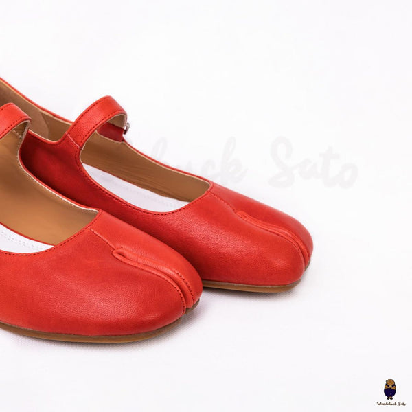 Woodchucksato tabi split toe unisex leather red shoes