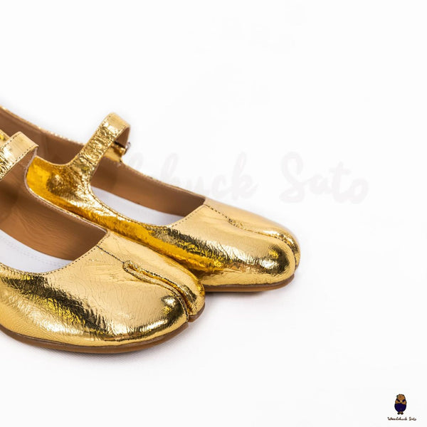 Woodchucksato tabi chaussures unisexes en cuir doré à bout fendu