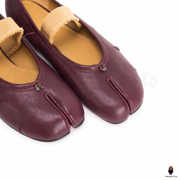 WoodChuckSato Damen- und Herren-Ballerinas Tabi Split-Toe „Distressed“ aus Leder in Burgunderrot mit elastischem Band, Größen EU 35–45