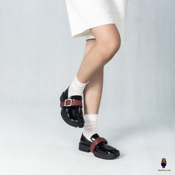 WoodChuckSato Black Tabi Split-Toe Cow Leather Loafers with Chunky Cleated Sole & Detachabl Red Buckle Strap