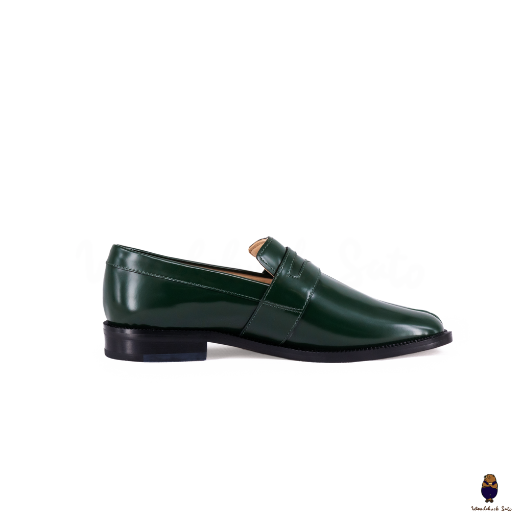 WoodchuckSato Forest Green Edge-Beaded Cowhide Leather Penny Strap Tabi Loafers WoodchuckSato Forest Green Edge-Beaded Cowhide Leather Penny Strap Tabi Loafers