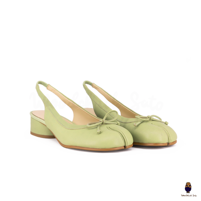 WoodChuckSato Light Green Tabi Split-Toe Sheep Leather