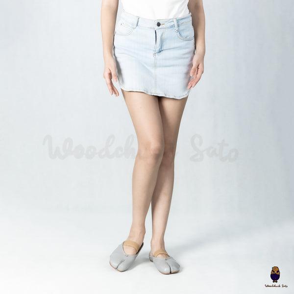 WoodchuckSato Baby Blue Leather Tabi Slip-On Flats with Beige Elastic Strap & Ruched