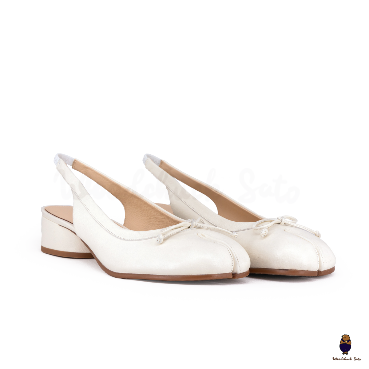WoodchuckSato White Sheep Leather Slingback Tabi Pumps with Bow and El