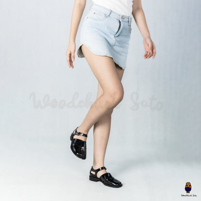 WoodchuckSato Black Cow Leather Tabi Sandals with Strap