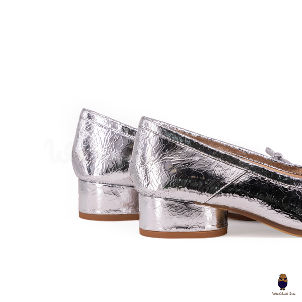 WoodChuckSato Women's Cracked Silver Tabi Split-Toe Sheep Leather Mary Jane Shoes with 3cm Heel & Bow Sizes EU 35-45