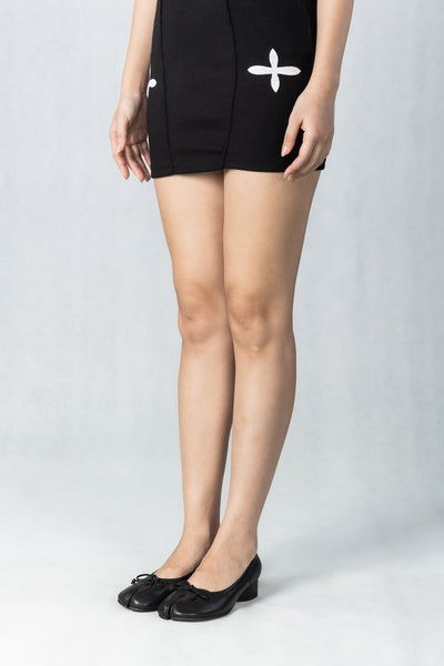 WoodchuckSato Black Cow Leather Tabi Low Block Heel Pumps with Bow
