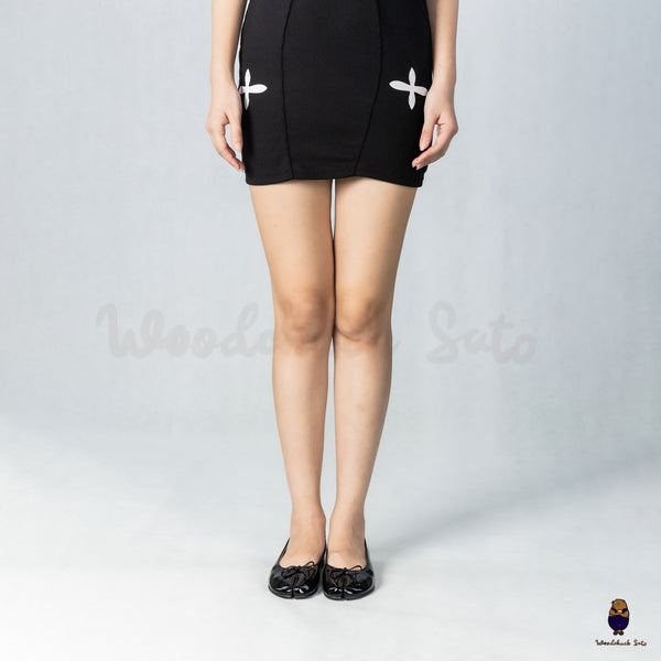 WoodchuckSato Black Patent Cow Leather Tabi Flats with Bow
