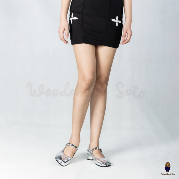 WoodchuckSato Cracked Silver Cow Leather Tabi Mary Jane Heels with Strap