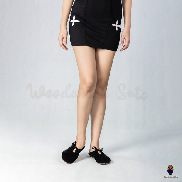 Woodchuck Sato Black Suede Tabi Mules Split-Toe Flats with Bow