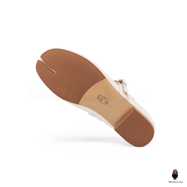 Woodchuck Sato Classic Cream Leather Tabi Mary Jane Flats