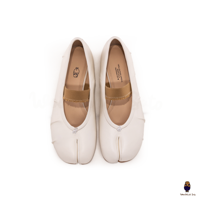 フラットシューズ TOD'S Ivory leather Bubble ballerinas (XXW76K0HD20SOM B013) TOD'S Bubble Ballerinas in Leather with Strap | ShopSimon