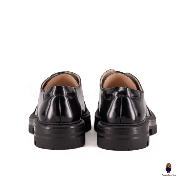 WoodchuckSato Unisex Black Glossy Leather Tabi Lace-Up Shoes – Chunky Sole Edition