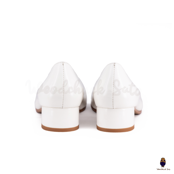 WoodchuckSato Glossy White Patent Leather Tabi 3cm Heel Height Pumps