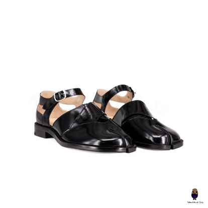 WoodchuckSato Black Cow Leather Tabi Sandals with Strap