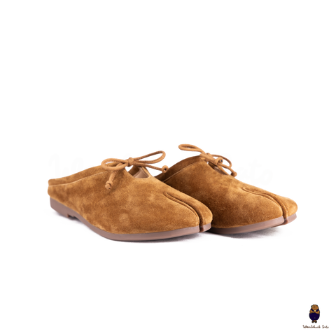 Woodchuck Sato Camel Brown Suede Tabi Mules Split-Toe Flats with Bow