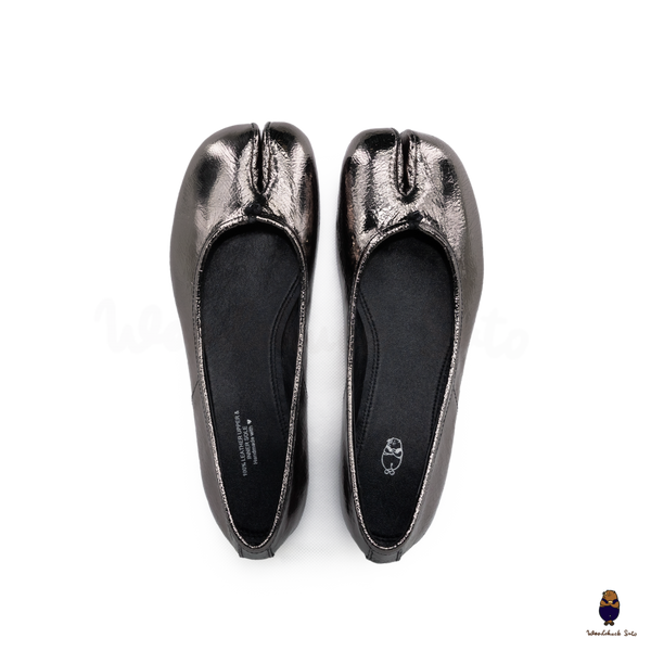 WoodChuckSato Cracked Metallic Black Sheep Leather Tabi Ballet Flats