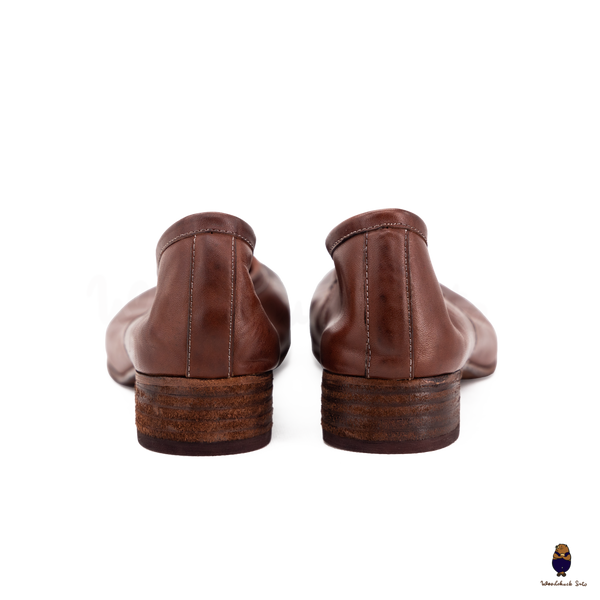 Back view of Vintage Mahogany Brown Horse Leather Tabi Split Toe 3cm Heels