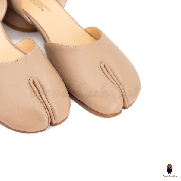 WoodchuckSato Nude Leather Tabi Ankle-Strap Heels with 3 cm Heel