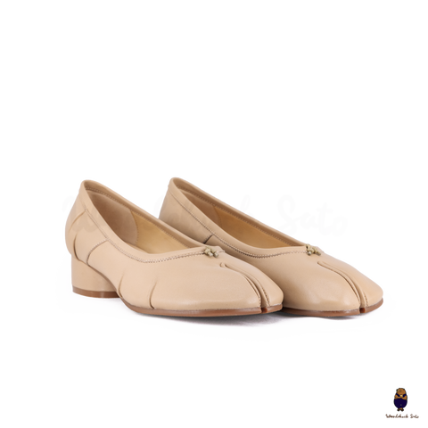 WoodchuckSato Beige Leather Tabi Pumps with 3cm Heel & Knotted Front Detail