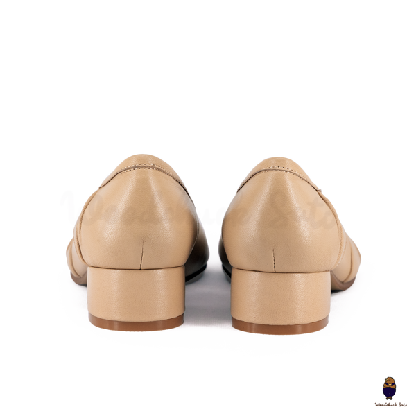 WoodchuckSato Beige Leather Tabi Pumps with 3cm Heel & Knotted Front Detail
