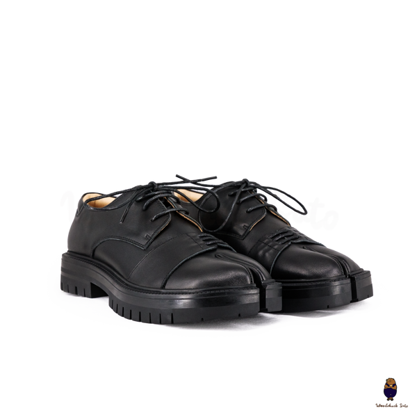 WoodchuckSato Unisex Black Leather Tabi Lace-Up Derby Shoes with Chunky Rubber Sole
