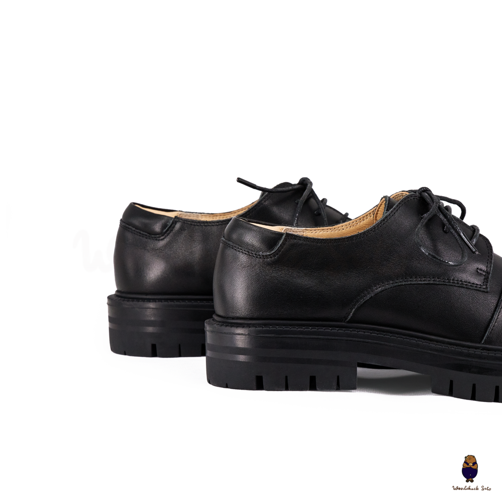 WoodchuckSato Black Cow Leather Tabi Derby Shoes with Double-Lace WoodchuckSato Black Cow Leather Tabi Derby Shoes with Double-Lace