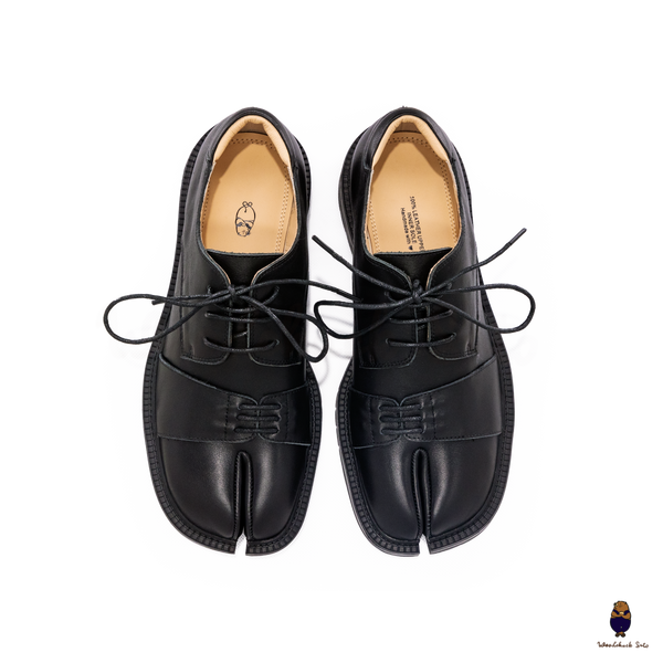 WoodchuckSato Unisex Black Leather Tabi Lace-Up Derby Shoes with Chunky Rubber Sole