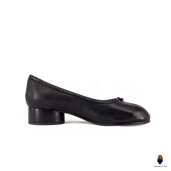 WoodchuckSato Black Leather Tabi Pumps with 3cm Heel & Knotted Front Detail