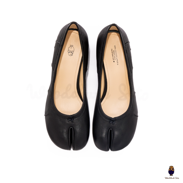 WoodchuckSato Black Leather Tabi Pumps with 3cm Heel & Knotted Front Detail