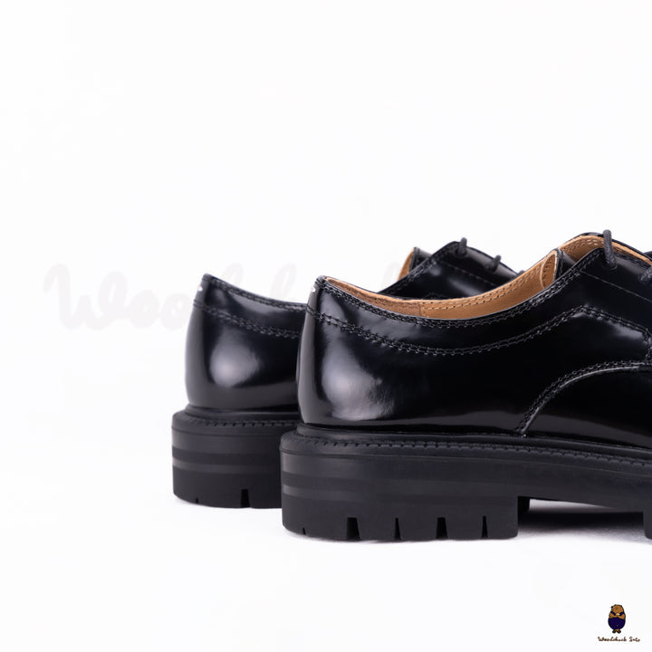 WoodChuckSato Zapatos planos Tabi negros con cordones de cuero de vaca con punta dividida y suela gruesa con tacos para mujer, tallas EU 35-47