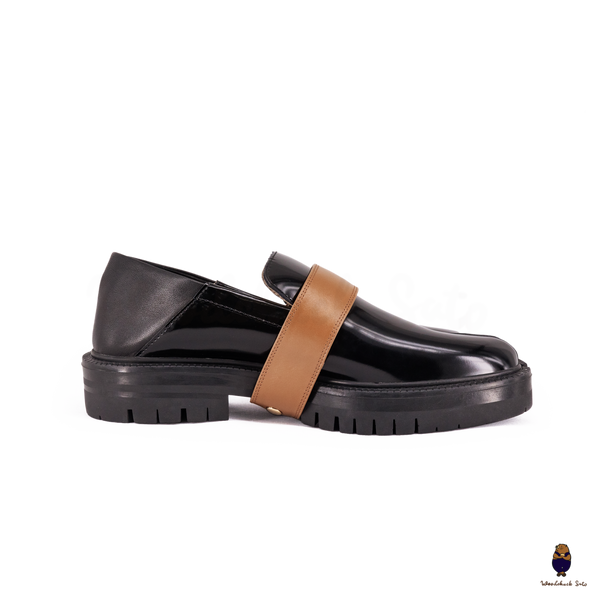 WoodchuckSato Black Fold-Heel Edge-Beaded Cowhide Leather Tabi Loafers with Removable Camel Brown Strap and Chunky Sole
