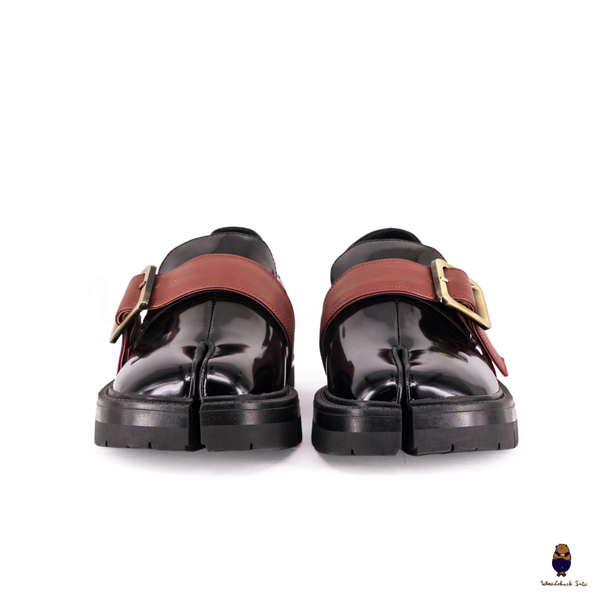 WoodchuckSato Black Fold-Heel Edge-Beaded Cowhide Leather Tabi Loafers with Removable Red Strap and Chunky Sole