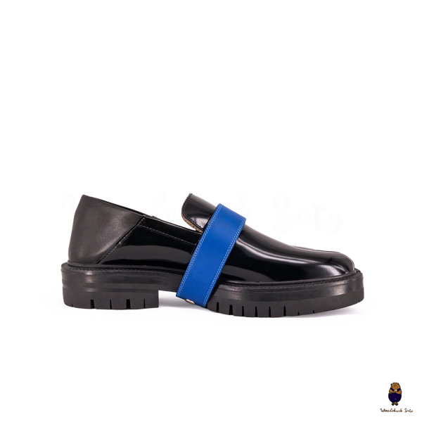 WoodchuckSato Black Fold-Heel Edge-Beaded Cowhide Leather Tabi Loafers with Removable Blue Strap and Chunky Sole