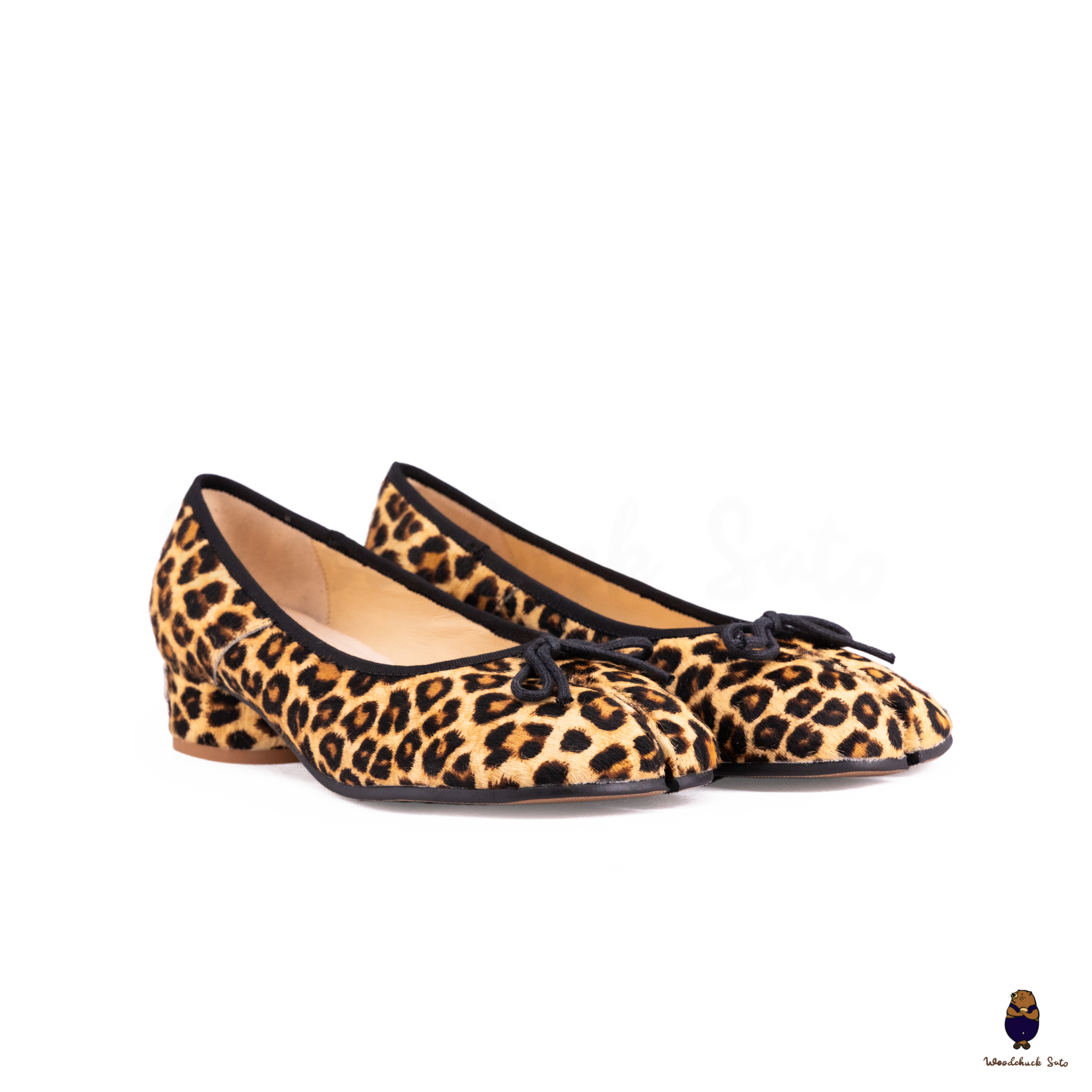 WoodChuckSato Leopard Print Tabi Split-Toe Pony Hair Mary Jane Shoes with 3cm Heel & Bow