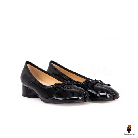 WoodChuckSato Black Patent Leather Tabi Ballet Heels with 3cm Block Heel with Bow