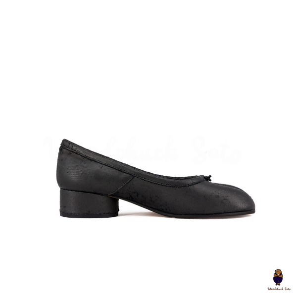 WoodChuckSato Black Tabi Split-Toe Knife-Cut Cowhide Mary Jane Shoes with 3cm Heel & Ruched Detailing